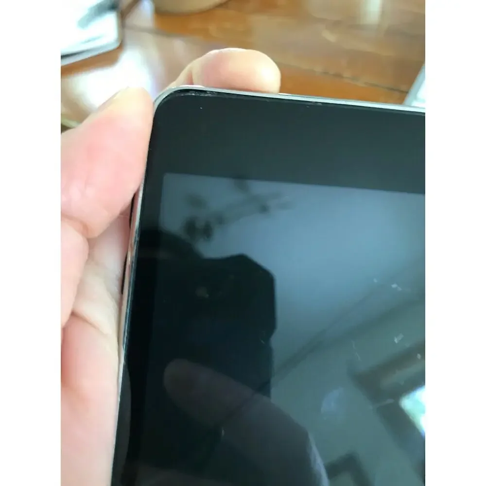 Vintage Apple iPod Touch 2nd Generation 8GB Black A1288 MB528LL WORKS